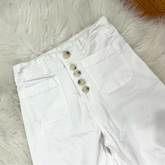 Stradivarius White Flared Jeans 4 - Picture 3 of 5